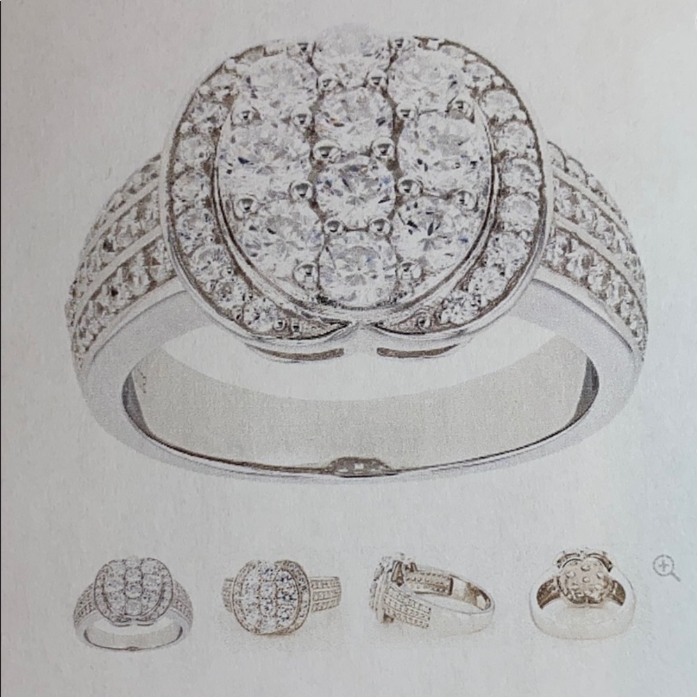 Bella Luce White Diamond Simulant Round Stones - Picture 5 of 8